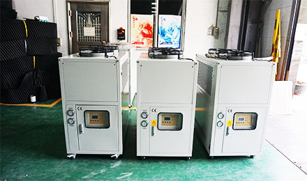 注塑行業(yè)冷水機(jī)組如何選型？
