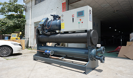 冷水機(jī)壓縮機(jī)出現(xiàn)結(jié)冰現(xiàn)象該如何進(jìn)行解決？